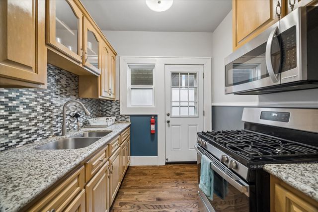 338 Cortlandt Street, Houston, TX 77007