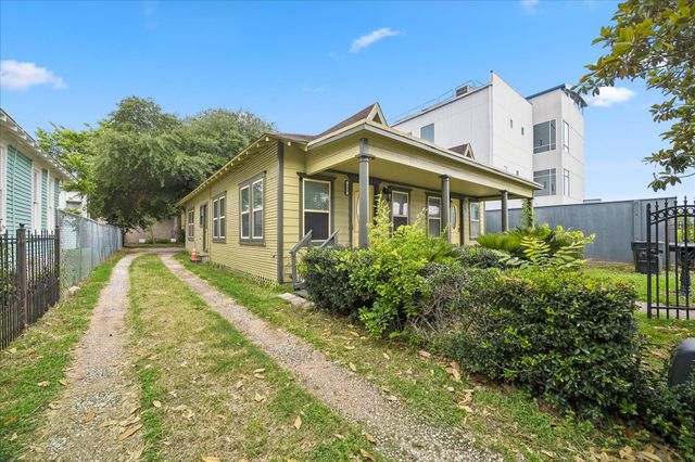 338 Cortlandt Street, Houston, TX 77007