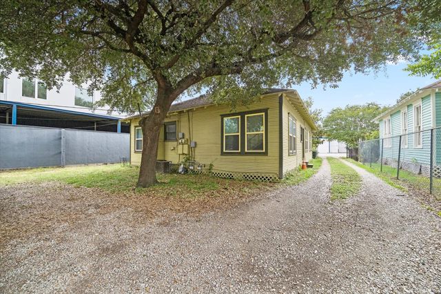 338 Cortlandt Street, Houston, TX 77007