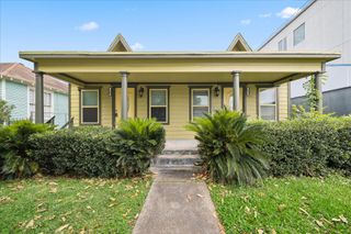 338 Cortlandt Street, Houston, TX 77007