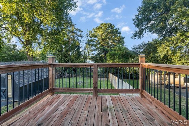 8627 Argyle Avenue, St Louis, MO 63114