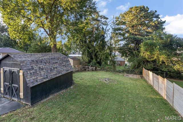 8627 Argyle Avenue, St Louis, MO 63114