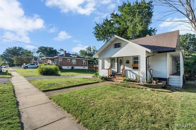 8627 Argyle Avenue, St Louis, MO 63114