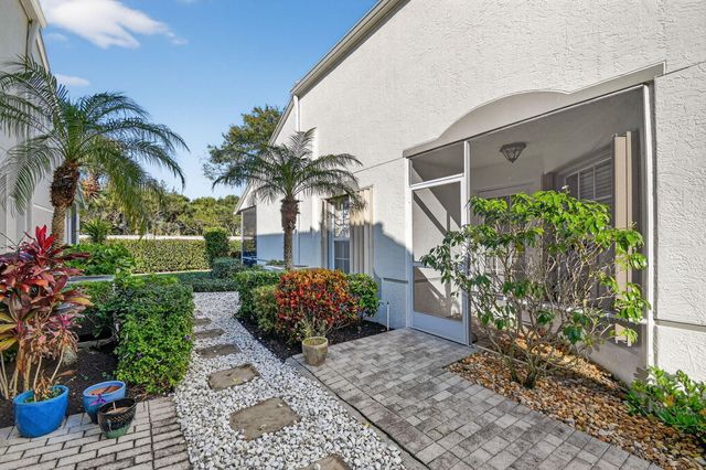 8536 Logia Circle, Boynton Beach, FL 33472