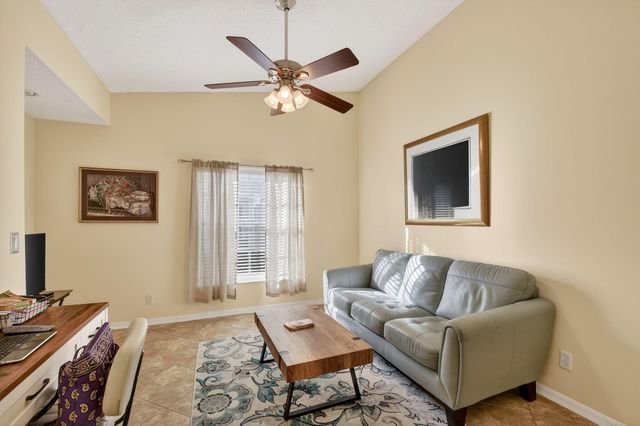 8536 Logia Circle, Boynton Beach, FL 33472