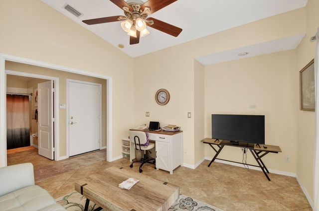 8536 Logia Circle, Boynton Beach, FL 33472