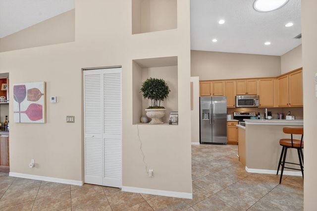 8536 Logia Circle, Boynton Beach, FL 33472