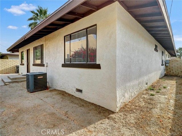 51225 Eisenhower Drive B, La Quinta, CA 92253