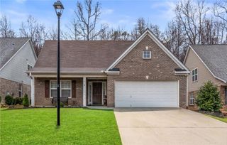 5645 Ashmoore Court, Flowery Branch, GA 30542
