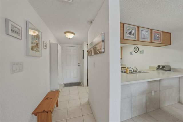 4000 OAKVIEW DRIVE L2, Punta Gorda, FL 33980