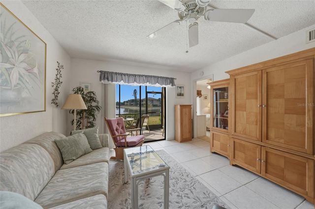 4000 OAKVIEW DRIVE L2, Punta Gorda, FL 33980