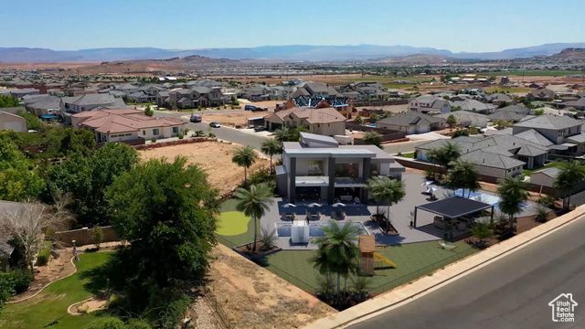 1067 E BRONCO DR, Washington, UT 84780