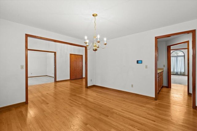 48436 Amber Lane Lane, Shelby Twp, MI 48315