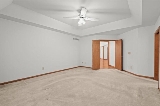 48436 Amber Lane Lane, Shelby Twp, MI 48315