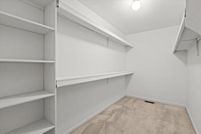 48436 Amber Lane Lane, Shelby Twp, MI 48315