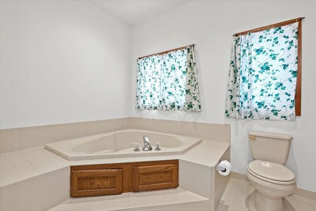 48436 Amber Lane Lane, Shelby Twp, MI 48315