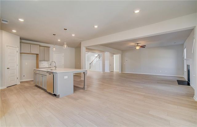 120 Felicity Pike, Locust Grove, GA 30248