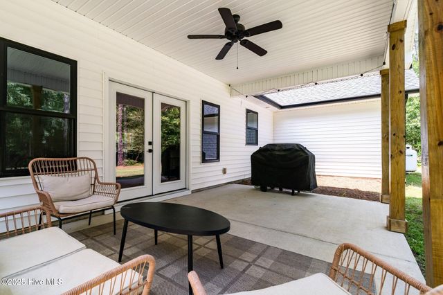 215 Riverway Lane, West End, NC 27376