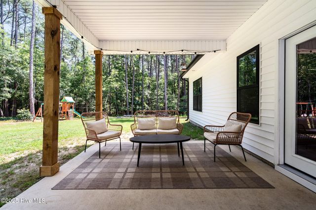215 Riverway Lane, West End, NC 27376
