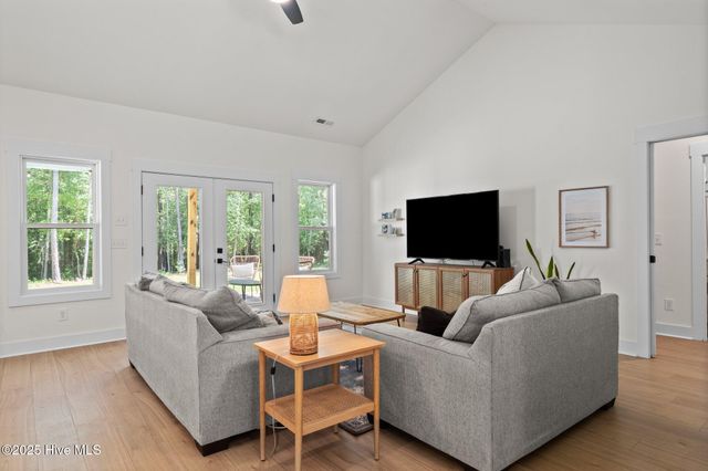 215 Riverway Lane, West End, NC 27376