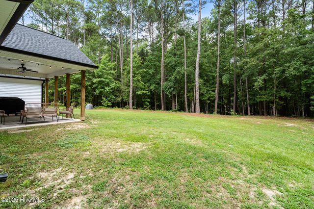 215 Riverway Lane, West End, NC 27376