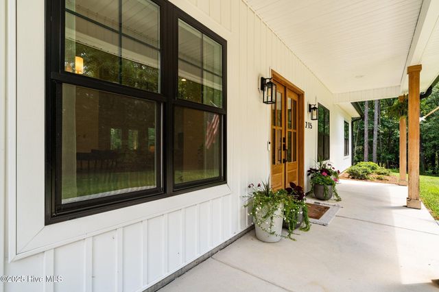 215 Riverway Lane, West End, NC 27376