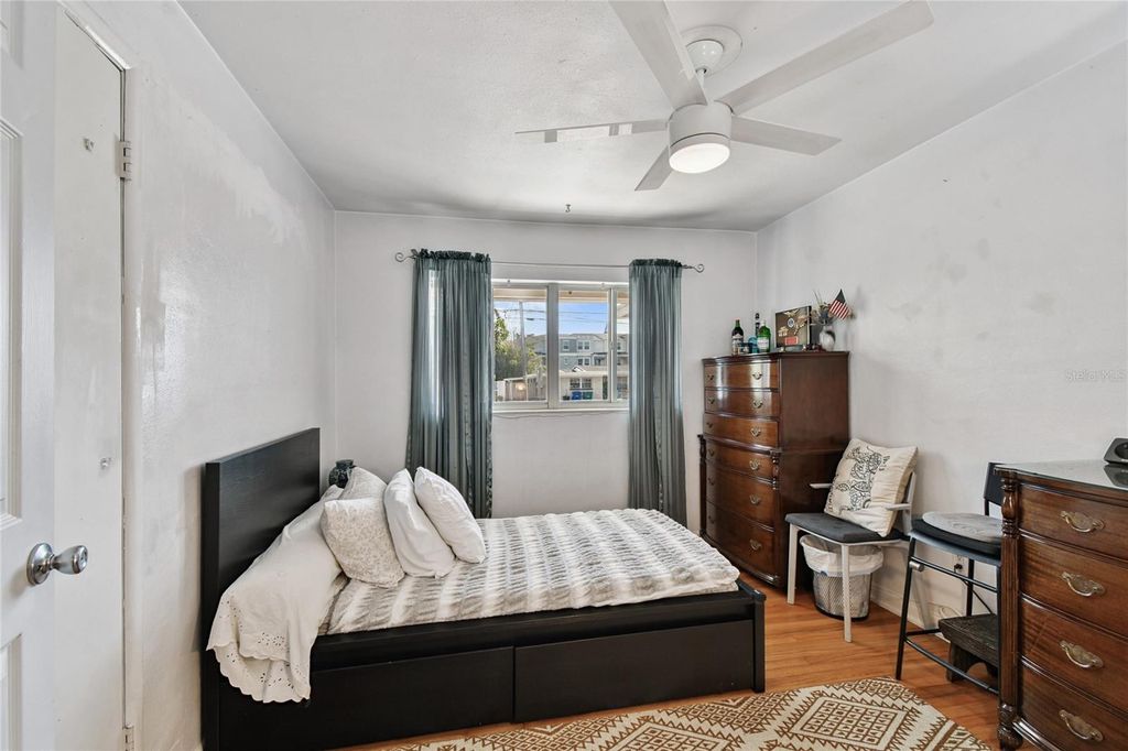 Image 20 of property listing at 4315 W FAIR OAKS AVENUE, Tampa, FL 33611