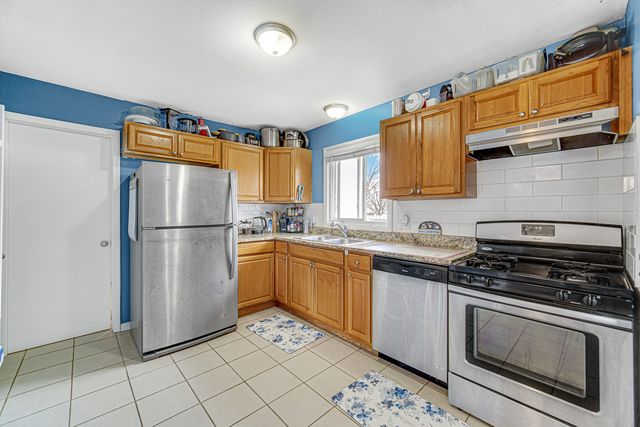 310 Maricopa Lane, Hoffman Estates, IL 60169