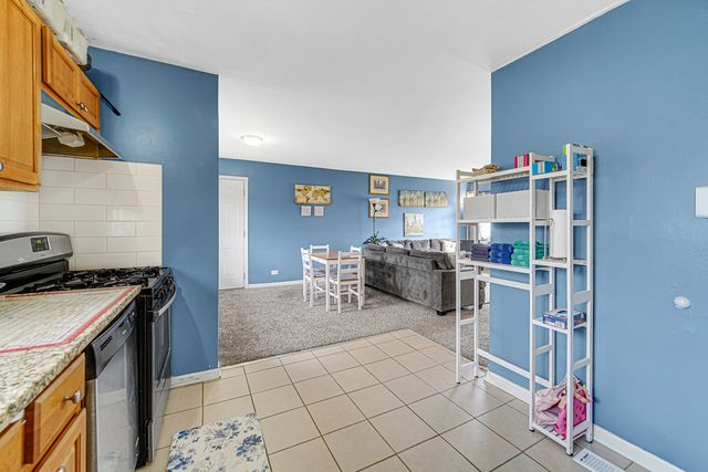 310 Maricopa Lane, Hoffman Estates, IL 60169