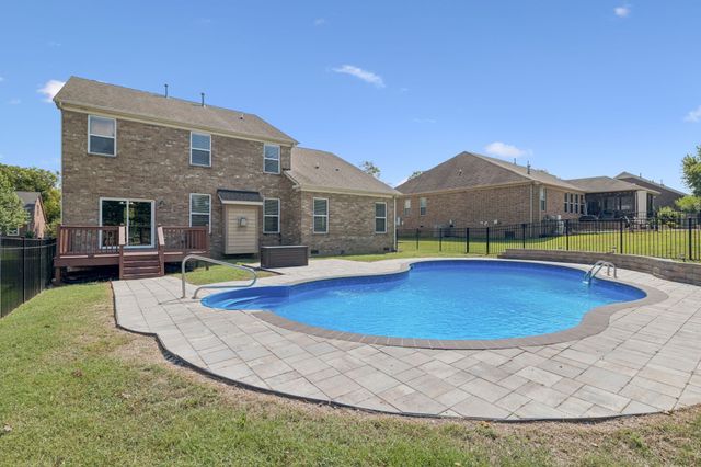 1025 Cantwell Pl, Spring Hill, TN 37174