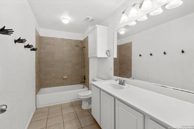 967 Divine, New Braunfels, TX 78130