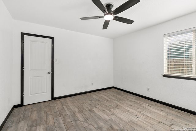 967 Divine, New Braunfels, TX 78130