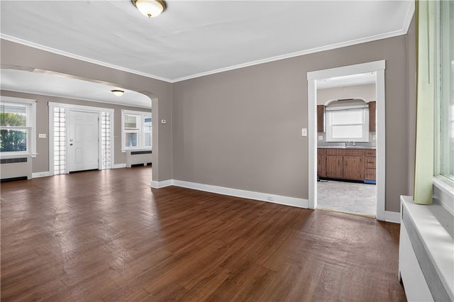 410 Carl St, Mt Oliver, PA 15210