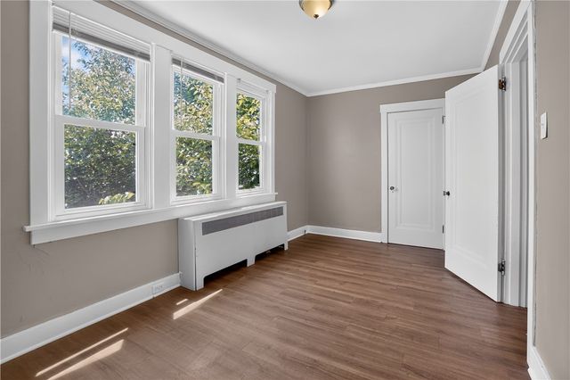 410 Carl St, Mt Oliver, PA 15210