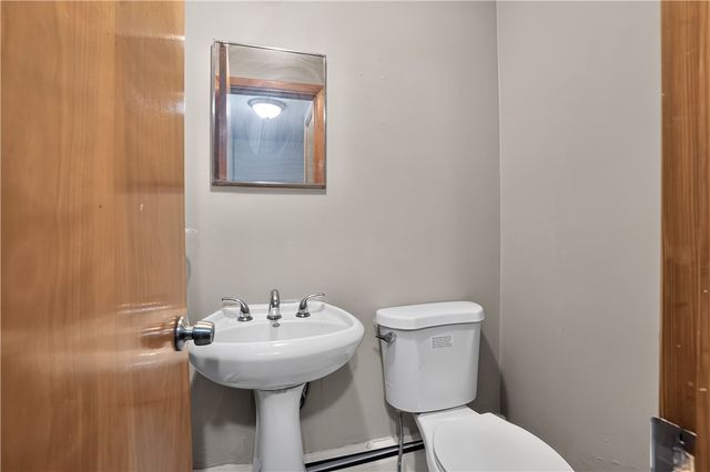 410 Carl St, Mt Oliver, PA 15210