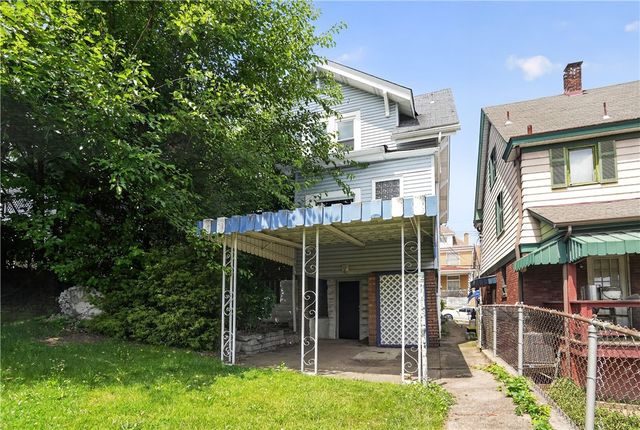 410 Carl St, Mt Oliver, PA 15210