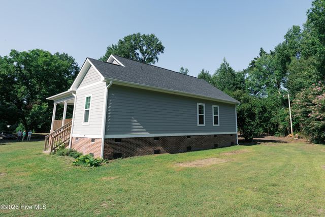 2426 Arrington Bridge Road, Dudley, NC 28333
