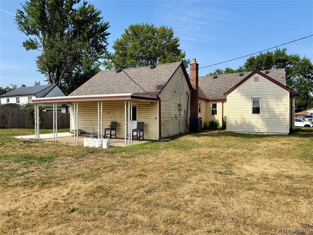 8044 Fremont Street, Westland, MI 48185
