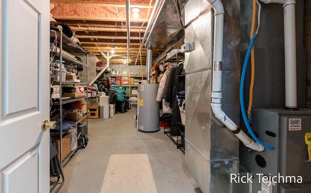 2055 Rambling Oak Drive, Muskegon Twp, MI 49445