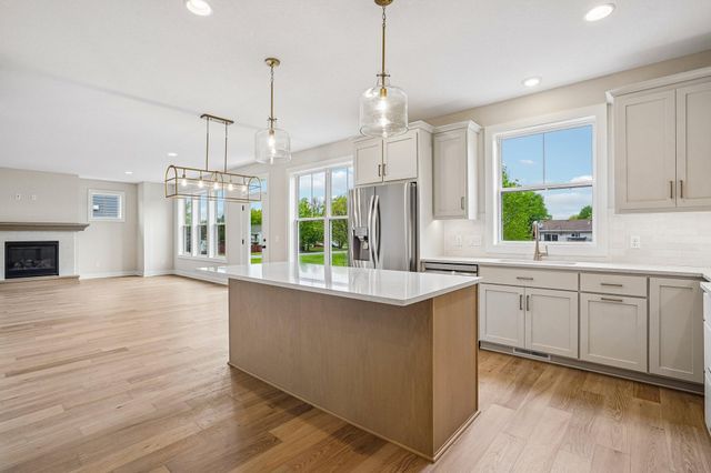 5890 Freeland Alcove N, Hugo, MN 55038