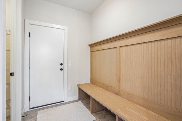5890 Freeland Alcove N, Hugo, MN 55038