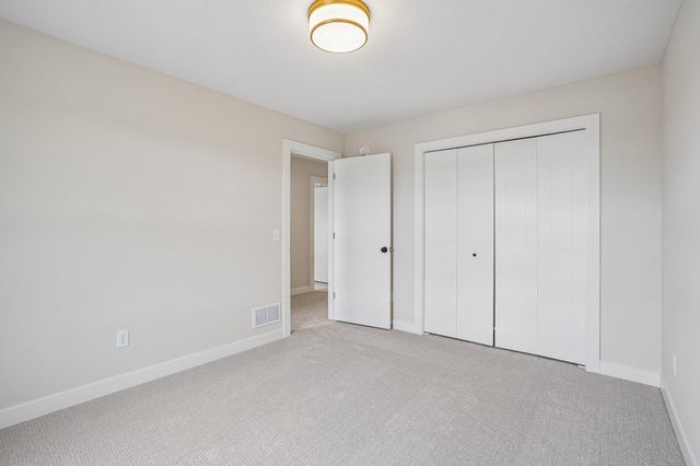 5890 Freeland Alcove N, Hugo, MN 55038