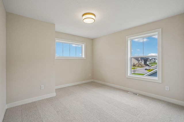5890 Freeland Alcove N, Hugo, MN 55038