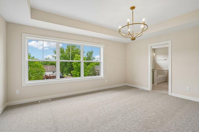 5890 Freeland Alcove N, Hugo, MN 55038