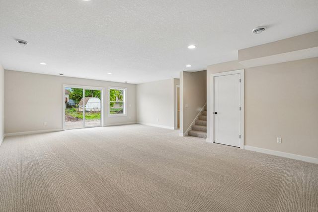 5890 Freeland Alcove N, Hugo, MN 55038