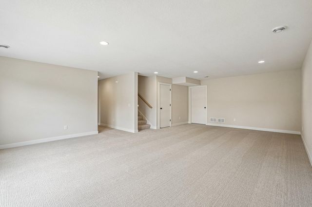 5890 Freeland Alcove N, Hugo, MN 55038