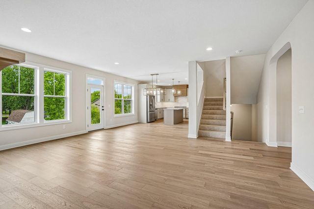 5890 Freeland Alcove N, Hugo, MN 55038