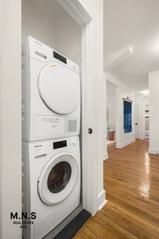 800 E 17th St Apt 1F, New York City, NY 11230