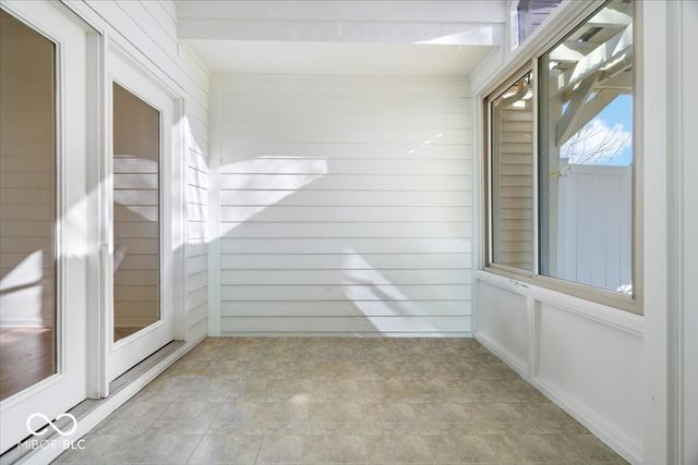 949 Peppermill Run, Greenwood, IN 46143