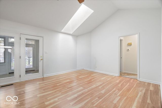 949 Peppermill Run, Greenwood, IN 46143